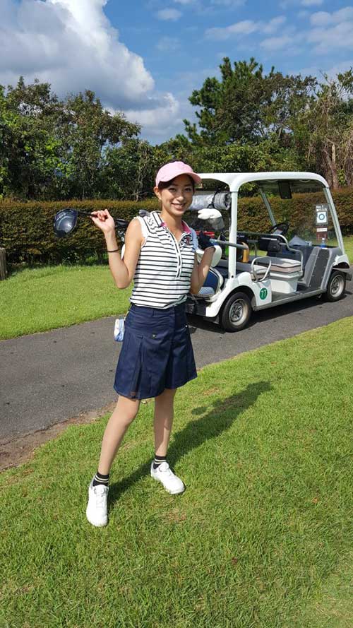 ゴルフ女子RIKAさん